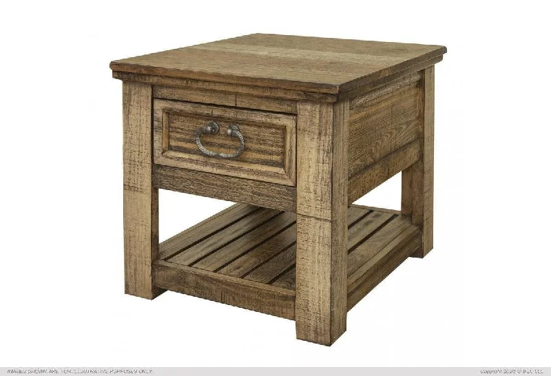 MONTANA CHAIR SIDE TABLE